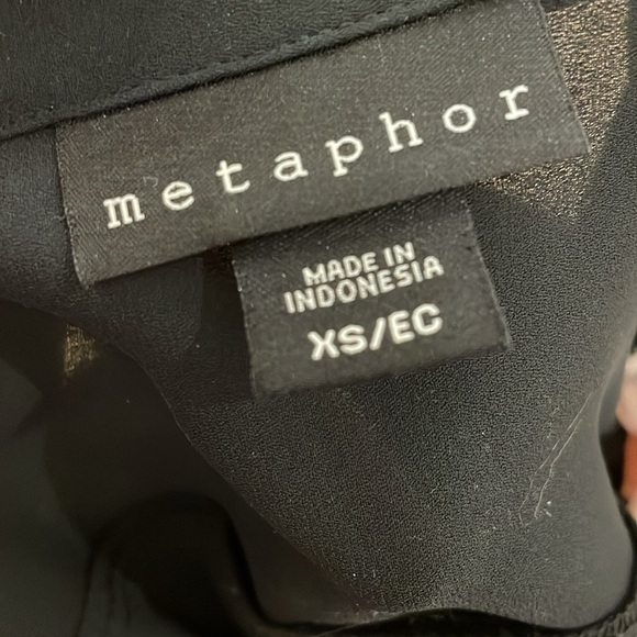 Metaphor Blouse - Picture 4 of 4